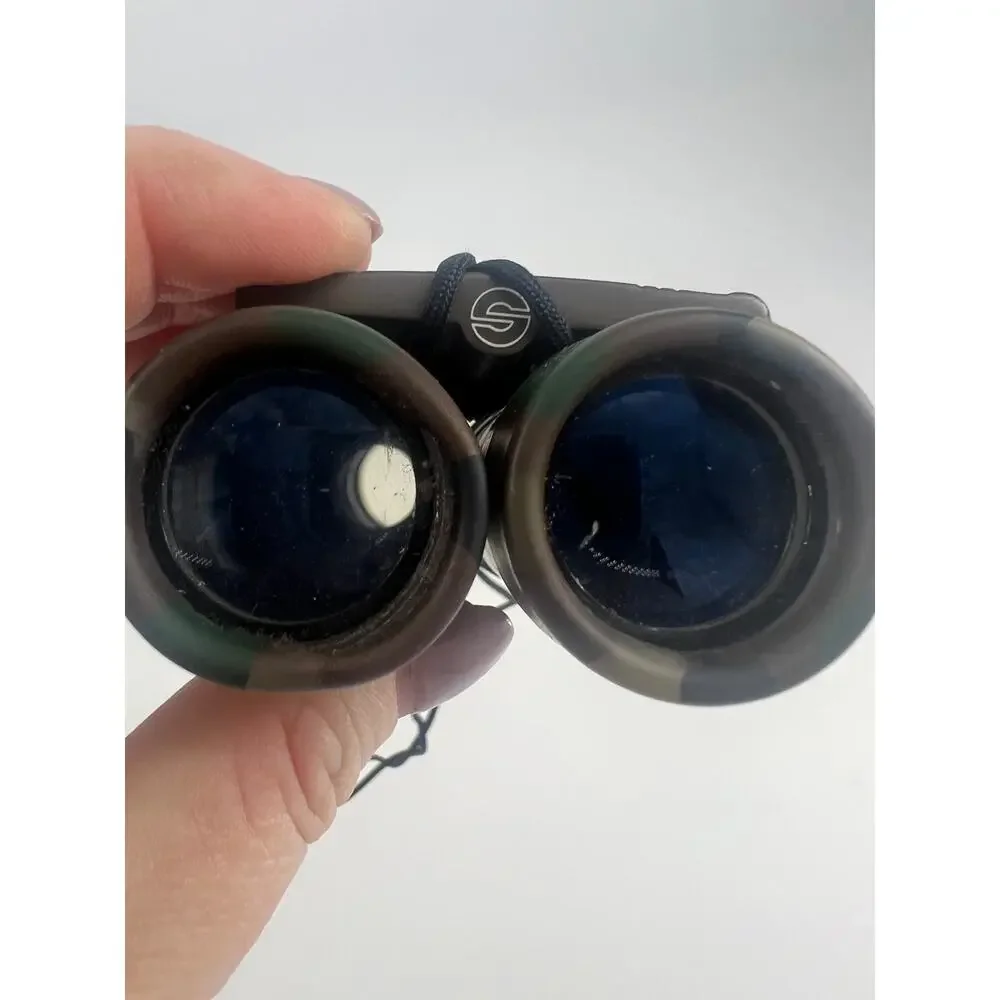 Realtree Samon Binocular Model 24100 8 x21 Camo Case Hunting Outdoor Bird Hiking